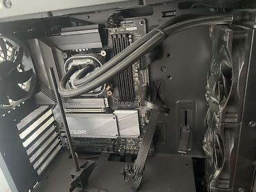core i9: Материнская плата для ПК, Б/у, Gigabyte, LGA1700, ATX — 1