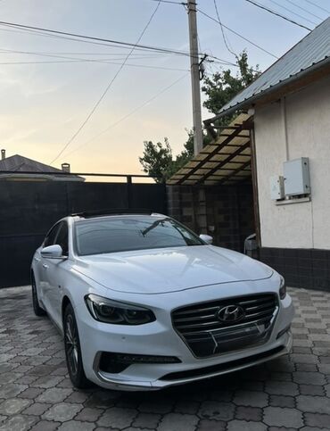 авто гаражное хранение: Hyundai Grandeur: 2017 г., Гибрид, Седан