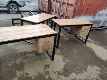 Офисные столы: Столы офисные в наличии — 10