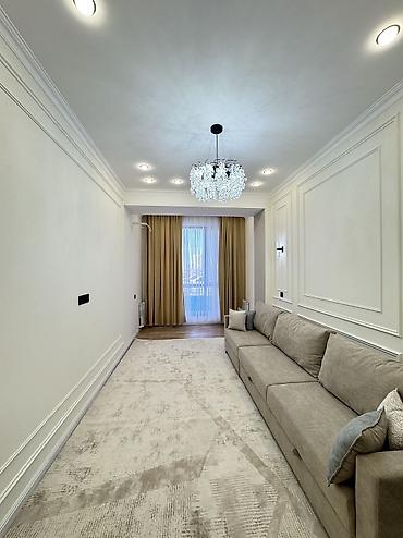 Продажа квартир: 2 комнаты, 82 м², ул. Ахунбаева / Бакаева Элитка, 3 этаж, Дизайнерский ремонт — 4
