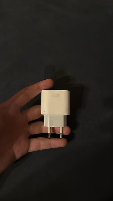 tablet sat: Orginaldır,üdündə yüngül ləkələr var 20w dur - Tip: AC divar şarj — 1