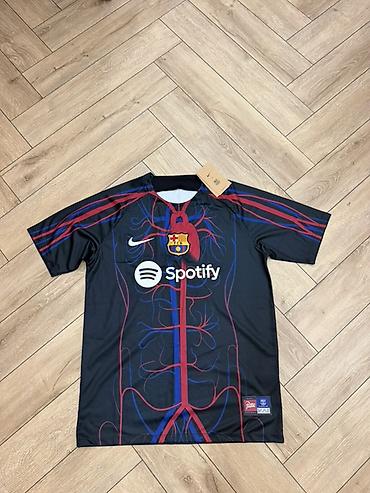Футболки: Мужская футболка, M, Nike, Новый, цвет - Черный, Самовывоз, Платная доставка — 1