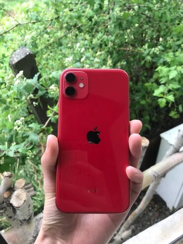 Apple iPhone: IPhone 11, Б/у, 128 ГБ, Красный, Чехол, 73 %