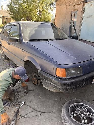rota grid: Volkswagen Passat: 1989 г., Седан — 4