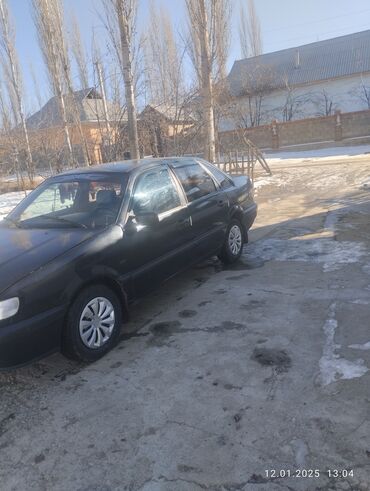 продаю эксватор: Volkswagen Passat: 1994 г., 1.8 л, Механика, Бензин, Седан