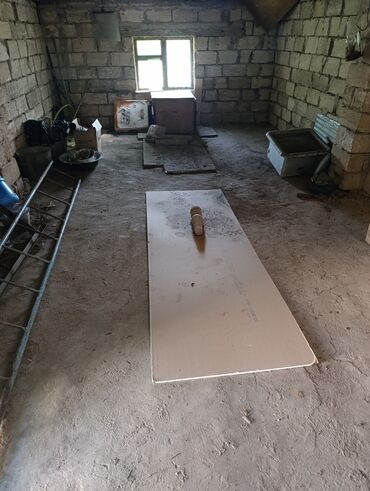 Həyət evləri və villaların satışı: 7 otaqlı, 1 kv. m, Kredit yoxdur, Orta təmir — 29