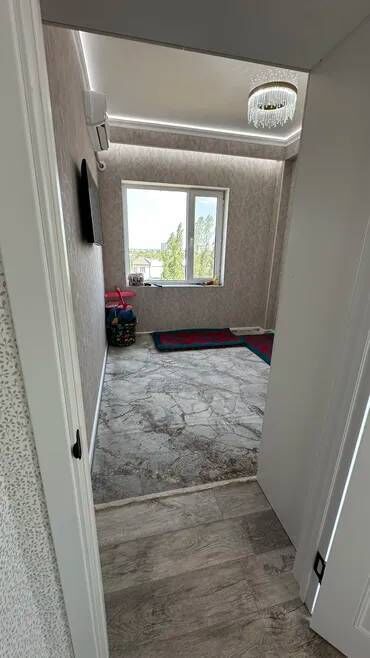 стол для растяжки спины: 2 комнаты, 40 м², Индивидуалка, 3 этаж, Дизайнерский ремонт