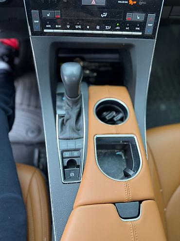 Toyota: Toyota Avalon: 2021 г., 2 л, Гибрид — 24