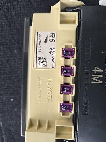 Другие детали электрики авто: Блоки управления Toyota RAV4 — комплект 1) ЭБУ двигателя (Engine — 4