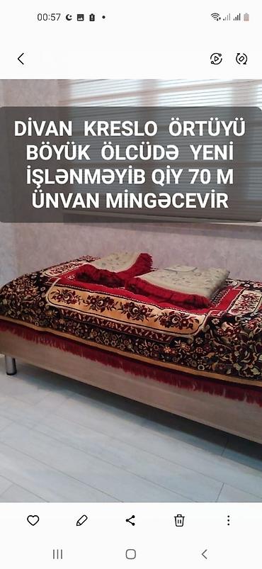 böyük qazanlar: Divan üçün Yeni rəng - Qırmızı Yataq örtüyü — 1
