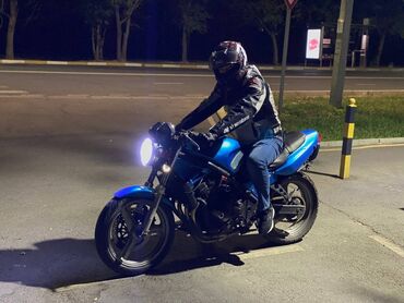 1767 объявлений: Продаю мотоцикл! Honda CB 400. Состояние отличное: цепь смазан, новое