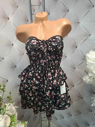 ugg bor: Letnja mini haljina bez bretela sa volanima - Kroj: mini dužina — 1