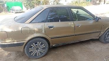 Audi: Audi 80: 1992 г., 2 л, Механика, Бензин, Седан — 4
