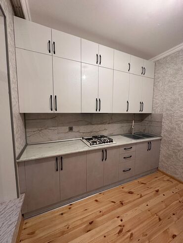 Sifarişlə masa və oturacaq dəstləri: Oval masa, Eyvan üçün, 6 nəfər — 20