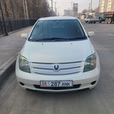 тайота 4ranner: Toyota ist: 2003 г., 1.3 л, Автомат, Бензин, Хетчбек