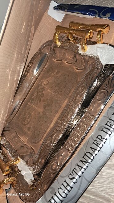 Digər dəstlər və servizlər: Şüşə qablar və stəkanlar dəsti - Dondurma/kokteyl üçün şüşə qablardan — 6