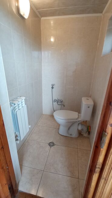 Həyət evləri və villaların satışı: 7 otaqlı, 250 kv. m, Orta təmir — 17