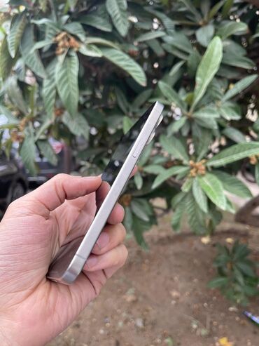 Apple iPhone: IPhone 15 Pro Max, 256 GB, Natural Titanium — 2