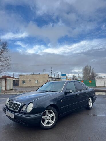 Mercedes-Benz: Mercedes-Benz E-Class: 1995 г., 2.3 л, Механика, Бензиновая, Седан — 2