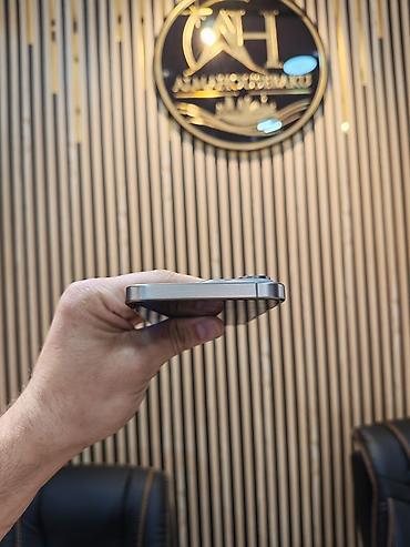 prodat iphone: IPhone 15 Pro Max, 256 GB, Natural Titanium, Simsiz şarj, Face ID, Sənədlərlə — 6
