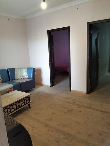 sabuncuda ev: Mehemmedlıde 2 otaqlı kıraye ev yoldan 30 metr ıcerde orta esyalı — 3