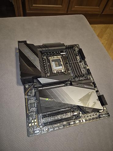 материнская плата: Материнская плата для ПК Gigabyte AORUSRPOX, Б/у — 3