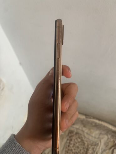 Apple iPhone: IPhone Xs Max, Б/у, 256 ГБ, Золотой, Чехол, 100 % — 2