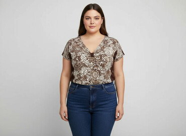 tunika plus size: Жіноча блуза, розмір 5XL
