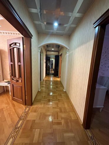 Yeni tikili: Bakıxanov qəs., 4 otaqlı, Yeni tikili, m. Neftçilər, 120 kv. m — 4