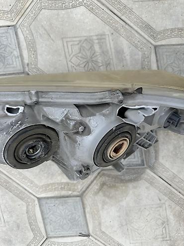 İşıqlandırma sistemləri: Sağ, Yaxın və uzaq vuran işıqlar Toyota, 2013 il, Orijinal, ABŞ, İşlənmiş — 4