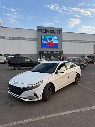 бампер на аванте: Hyundai Avante: 2020 г., 1.6 л, Автомат, Гибрид, Седан — 2