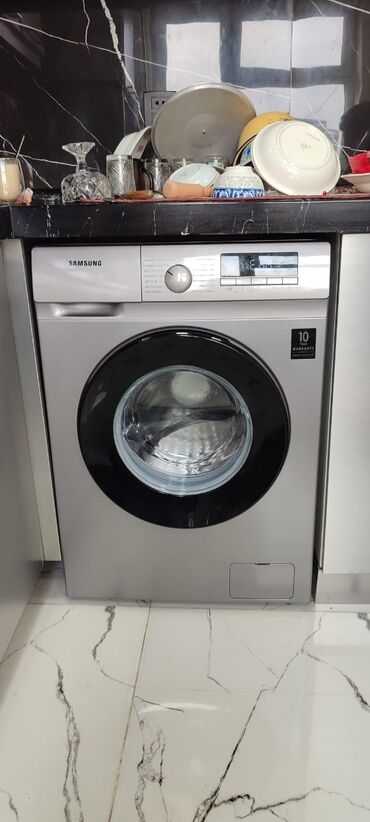 купить стиральную машину бу недорого: Samsung 7 kg problemi yoxdur.Evden satis Unv Azadlıq prospekti. Qiymet