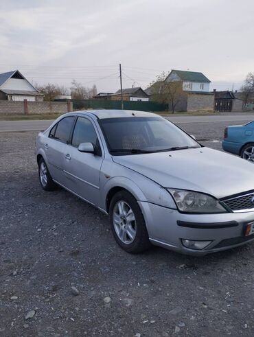 все авто: Ford Mondeo: 2001 г., 1.8 л, Механика, Бензин, Хетчбек