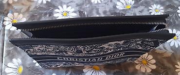 Çantalar: Christian Dior əl çantası. İçərisi genişdir. Qutusuda var. kart — 4