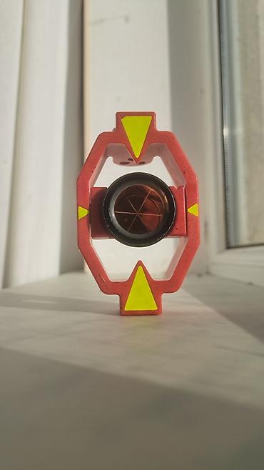Alətlər: Leica Geosystems GMP111 miniprizma . Prima şüşəsində cırda cızıq — 1