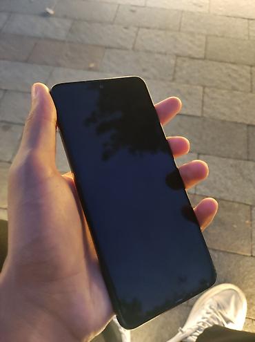 berde telefon satisi: Redmi 10C, 64 GB, rəng - Qara, Sensor — 3