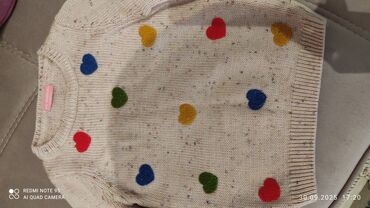 Koftalar, sviterlər: Uşaq geyim dəsti 1) LC Waikiki trikotaj sviter: - Ölçü: 4-5 yaş / — 6