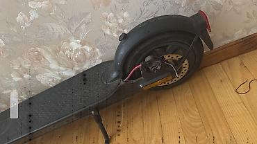 Электросамокаты: Elektrik skuter – şəhər içi sürüş üçün rahat və yığcam model — 3