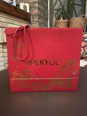 toxunma əl işləri: Teze etiketi üstünde