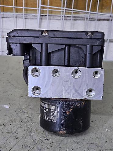 битл: Блок ABS Volkswagen 1999 г., Б/у, Оригинал, Германия — 4