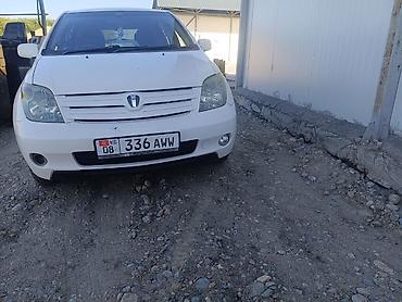 тоёта истима: Toyota Ist: 2003 г., 1.5 л, Автомат, Бензин, Хэтчбэк — 8