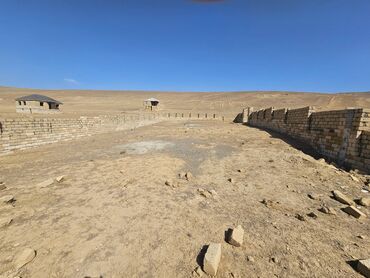 torpaq qazan: 8 sot, Tikinti, Maklerlər narahat etməsin