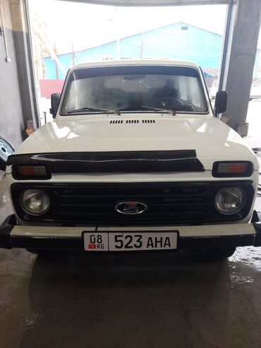 срочно продать машину: ВАЗ (ЛАДА) 4x4 Niva: 1984 г., 1.6 л, Механика, Бензин, Жол тандабас