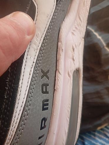 steve madden 40: • Opis: Prodajem original Nike Air Max LTD 3 patike u crno-sivoj boji — 8
