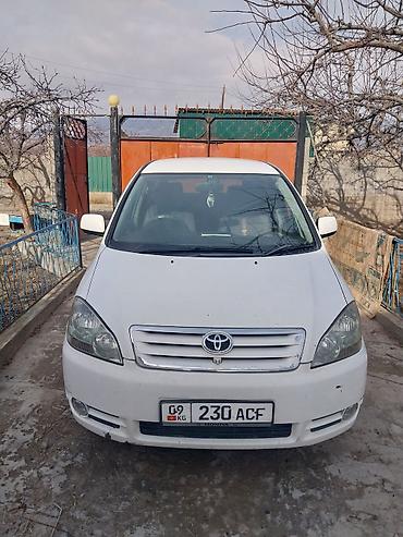 Toyota: Toyota Ipsum: 2002 г., Минивэн — 1
