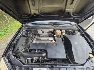 Opel: Opel Vectra C sedan - Kuzov: 4 qapılı sedan, qara rəng - Mühərrik — 9