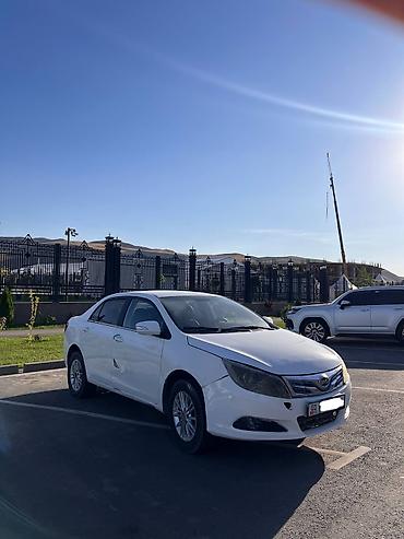 byd e5 цена в китае: BYD E5: 2019 г., 0.1 л, Автомат, Электромобиль, Седан — 2