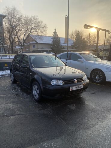 акура 2002 года: Volkswagen Golf: 2002 г., 1.6 л, Автомат, Бензин, Хэтчбэк