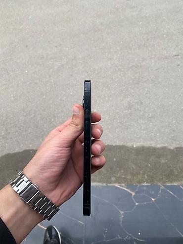 15 pro: IPhone 14 Pro Max, Qara, Face ID — 3