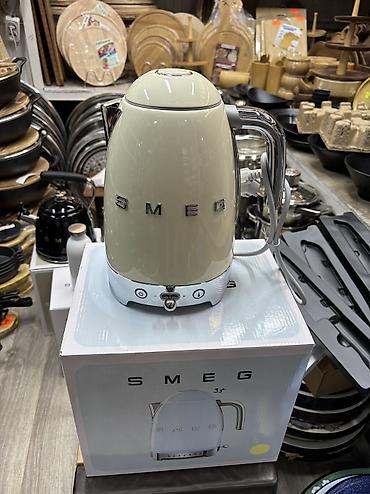 Наборы посуды: Smeg — стильная посуда и аксессуары для кухни Сейчас доступны: - — 2
